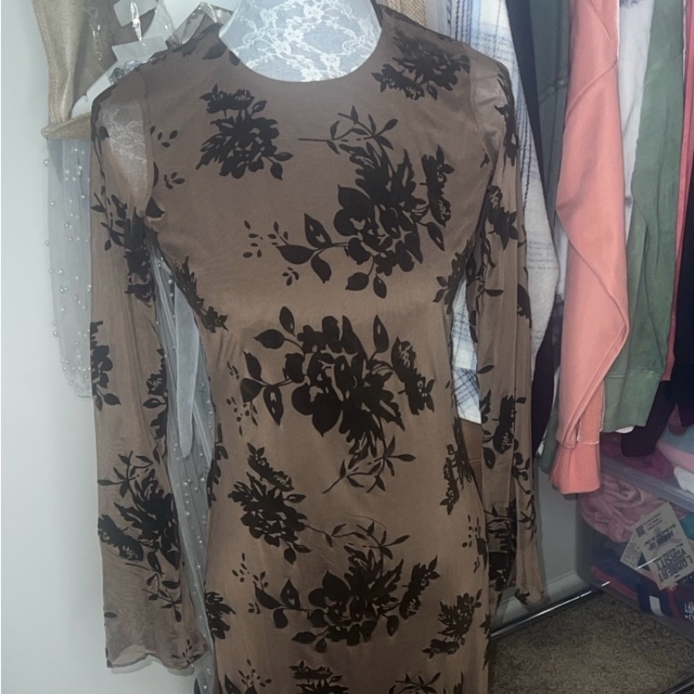 THIRTY/THIRTY LA sheer overlay Brown Floral Long Sleeve back cutout dress